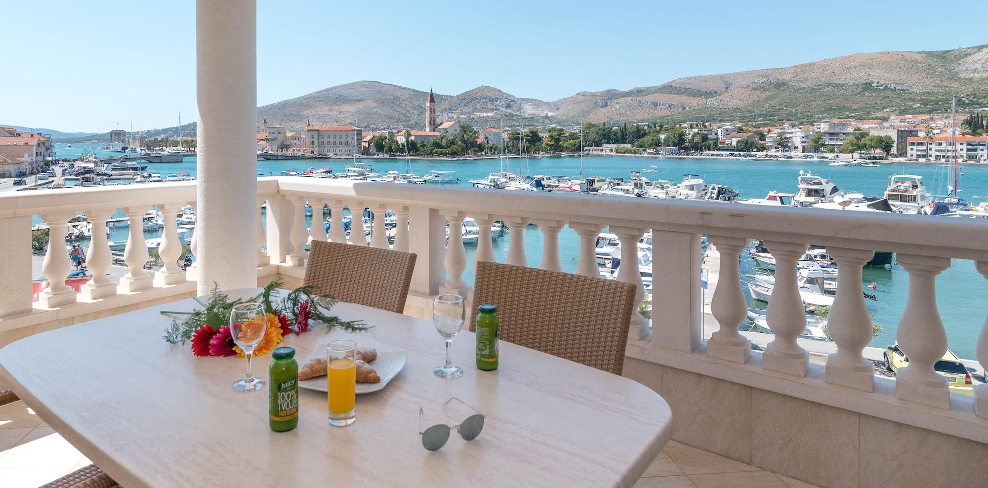 Hotel Trogir Palace Екстер'єр фото