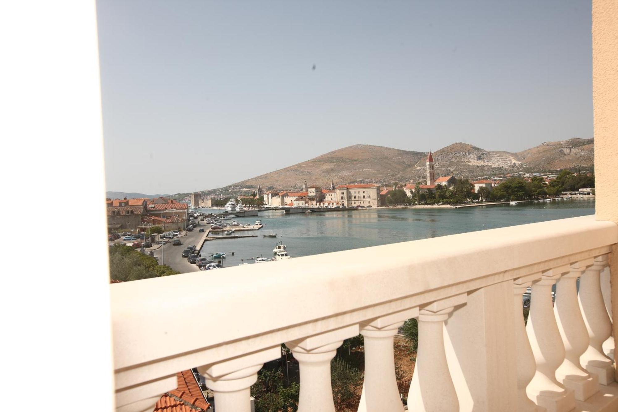 Hotel Trogir Palace Екстер'єр фото