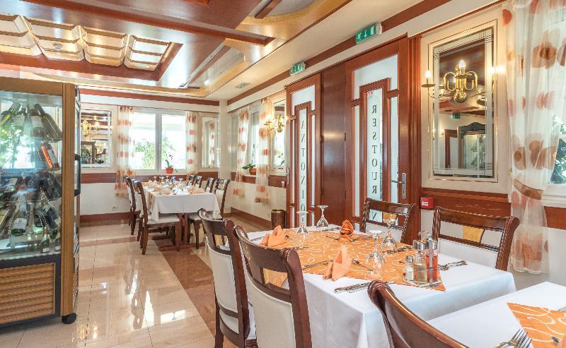 Hotel Trogir Palace Екстер'єр фото